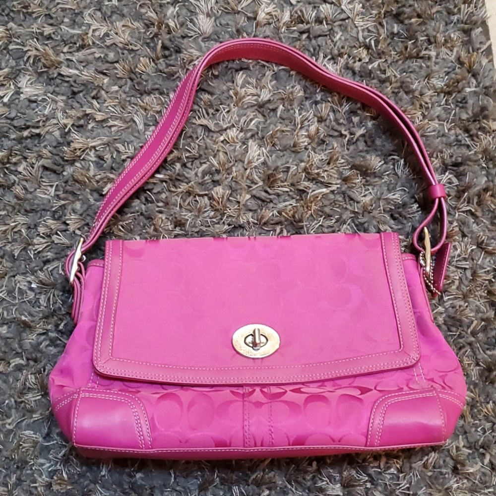 Coach Hampton Signature Flap Convertible Bag
